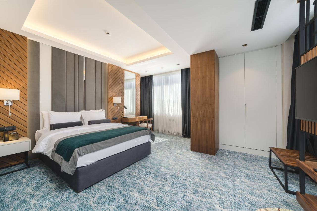 Bristol Hotel بودغوريتْسا المظهر الخارجي الصورة