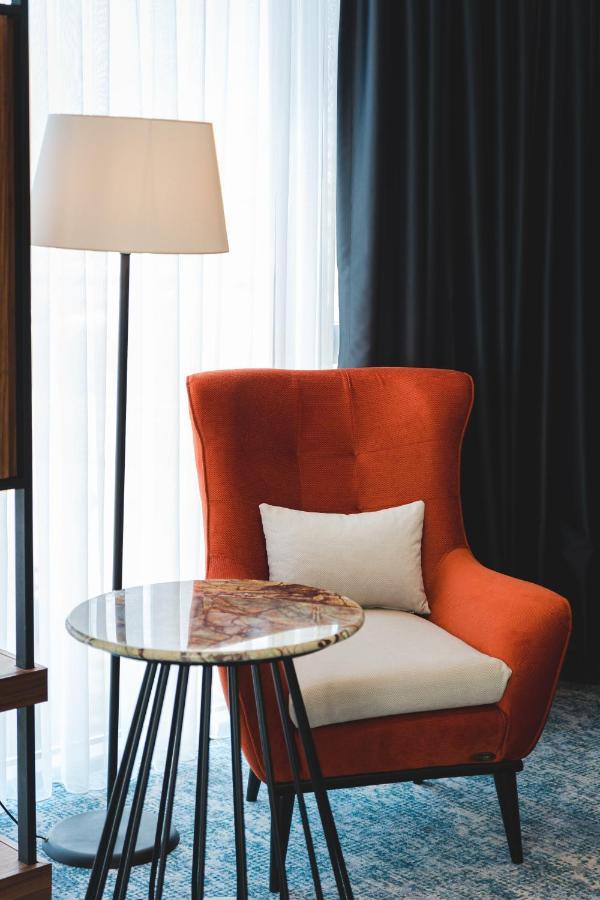 Bristol Hotel بودغوريتْسا المظهر الخارجي الصورة