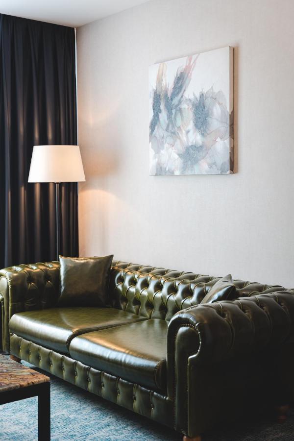 Bristol Hotel بودغوريتْسا المظهر الخارجي الصورة